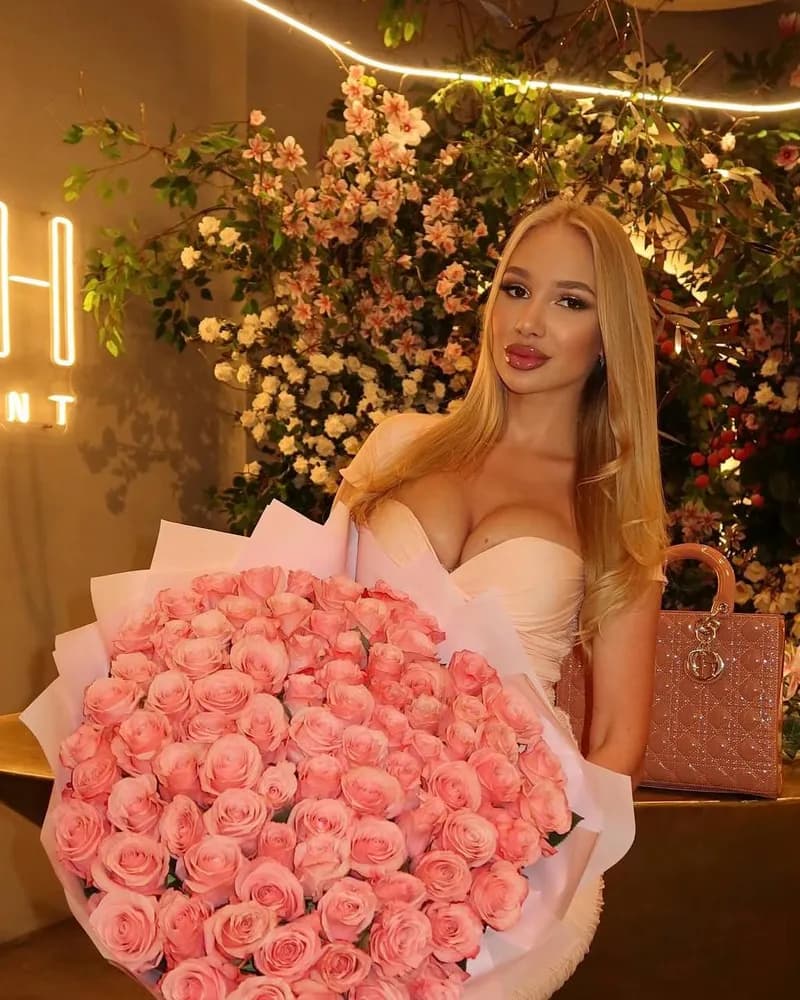 Aylin | Esenyurt VIP Escort | ISTANBUL ESCORT İLANLARI