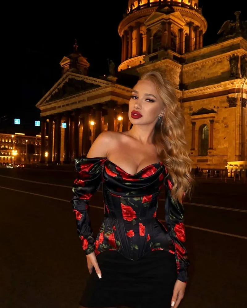 istanbulescdrkcn Sebnem-vip İstanbul Escort Galeri Görseli 3 - rus