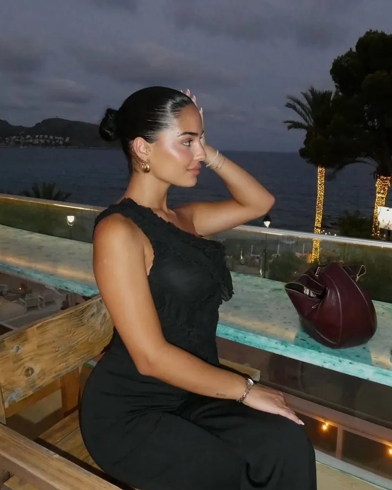 istanbulescdrkcn Buse-escort İstanbul Escort Galeri Görseli 2 - özel konsept